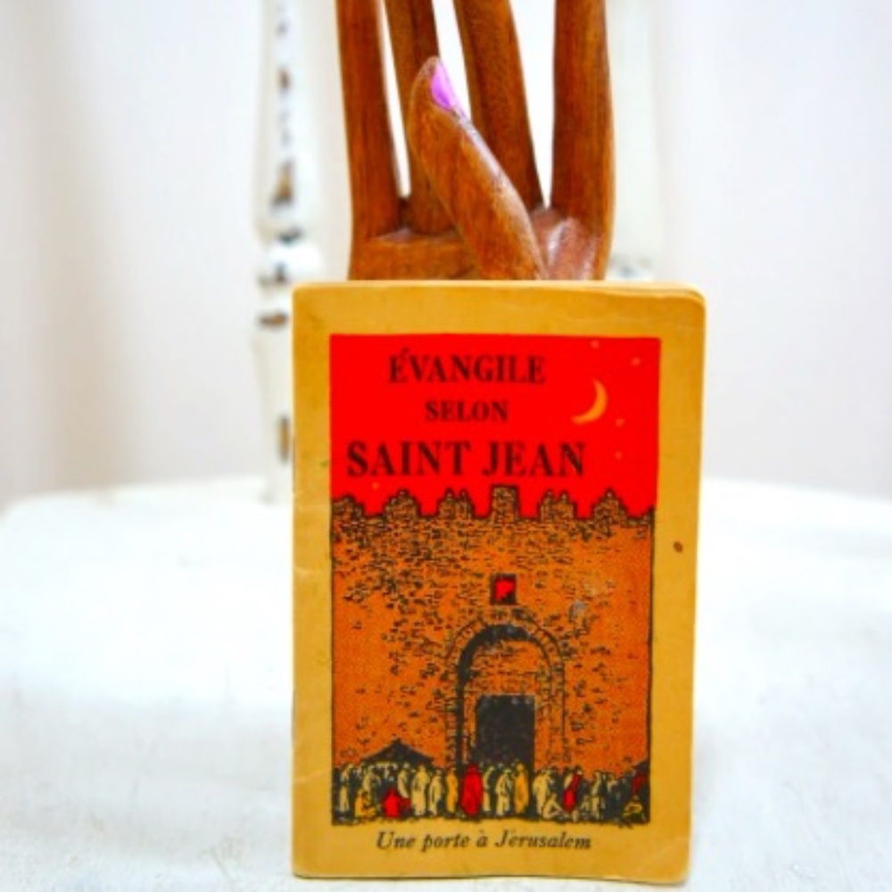 1940s French mini book Évangile Selon Saint Jean Une porte à Jérusalem published
